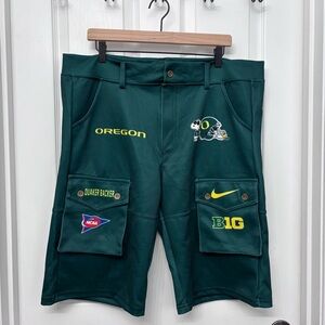 Oregon Ducks Utility Pocket Shorts | Andy Group Size L